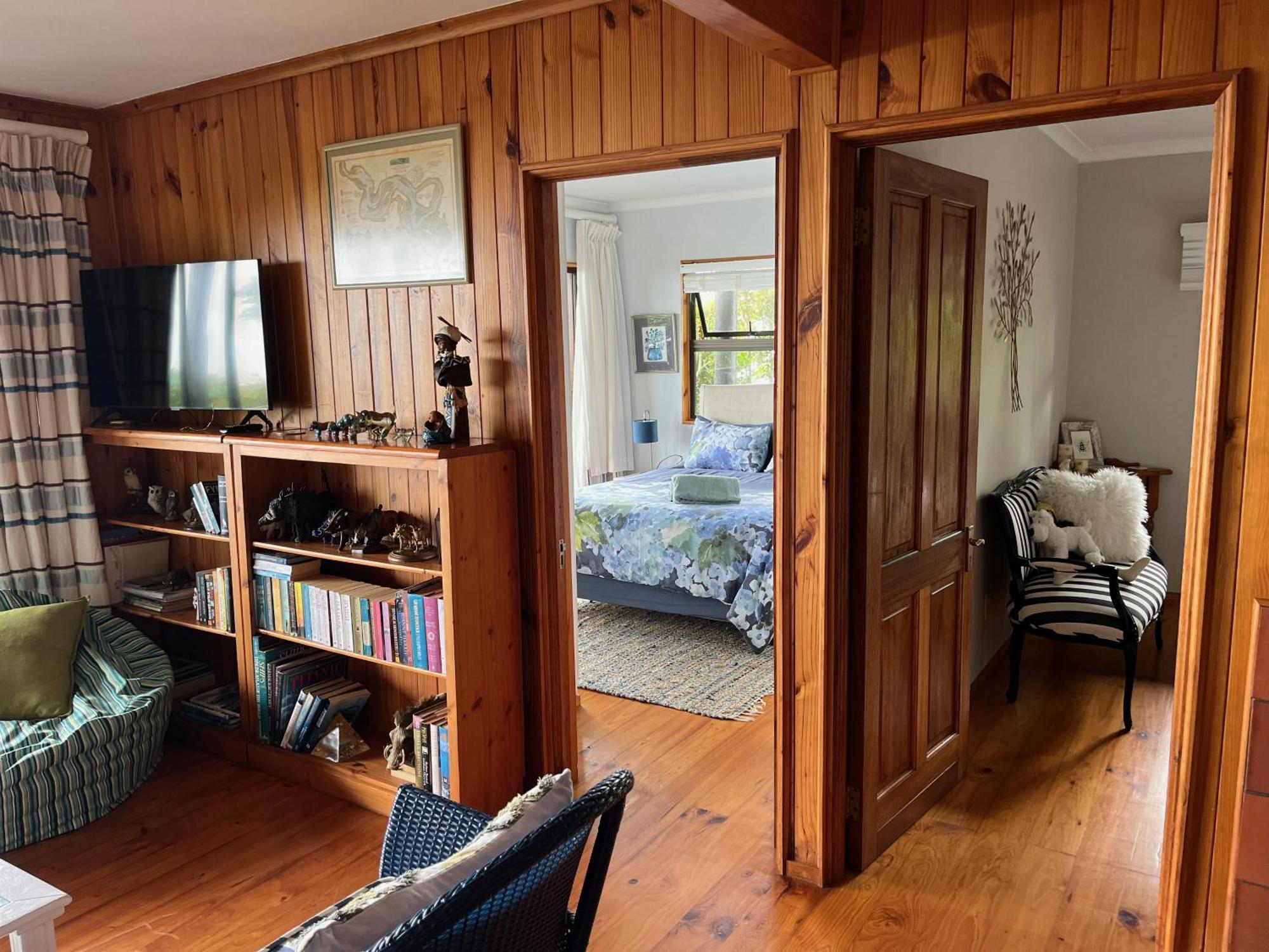 Peaceful Guest Suite With Balcony Views And Garden Setting Brenton-on-Sea Eksteriør billede