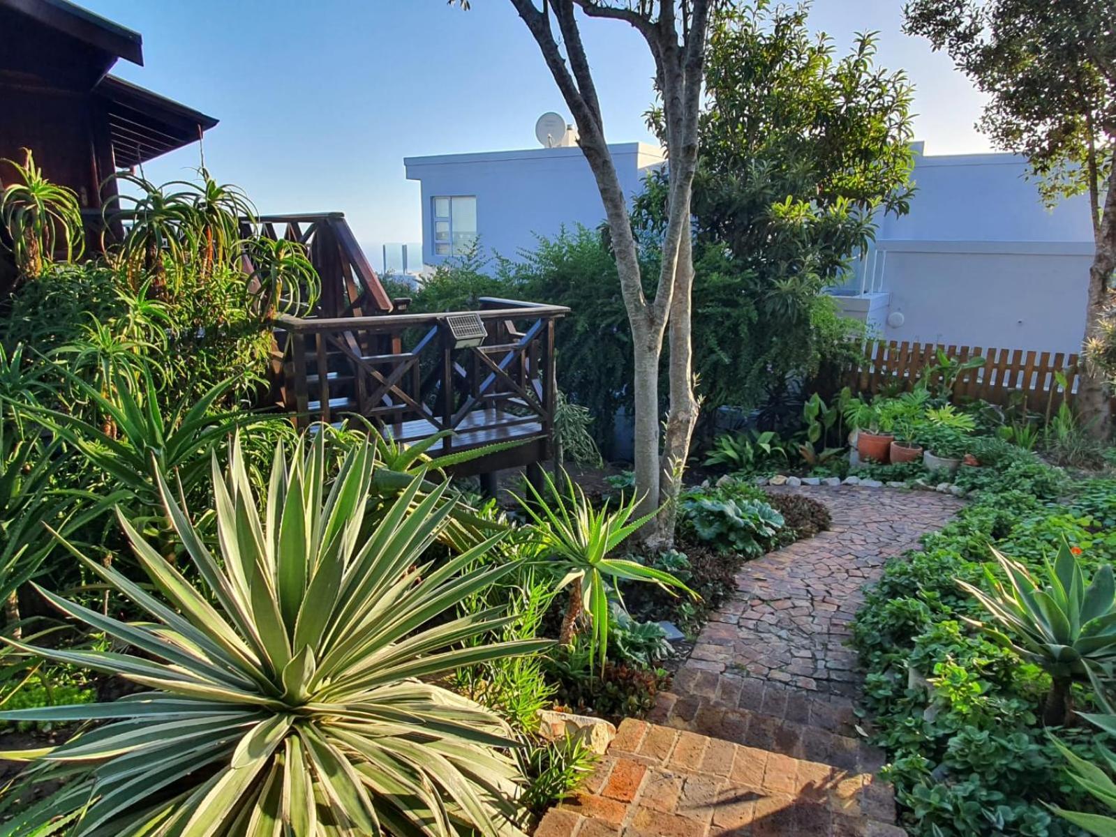 Peaceful Guest Suite With Balcony Views And Garden Setting Brenton-on-Sea Eksteriør billede
