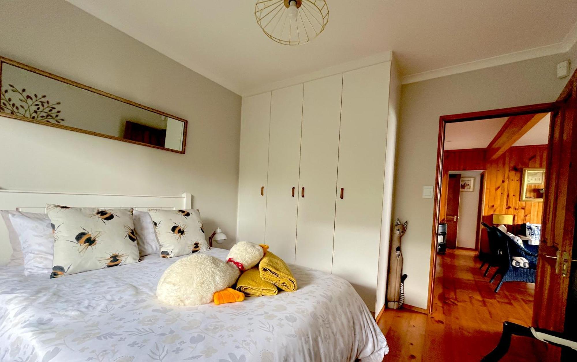 Peaceful Guest Suite With Balcony Views And Garden Setting Brenton-on-Sea Eksteriør billede