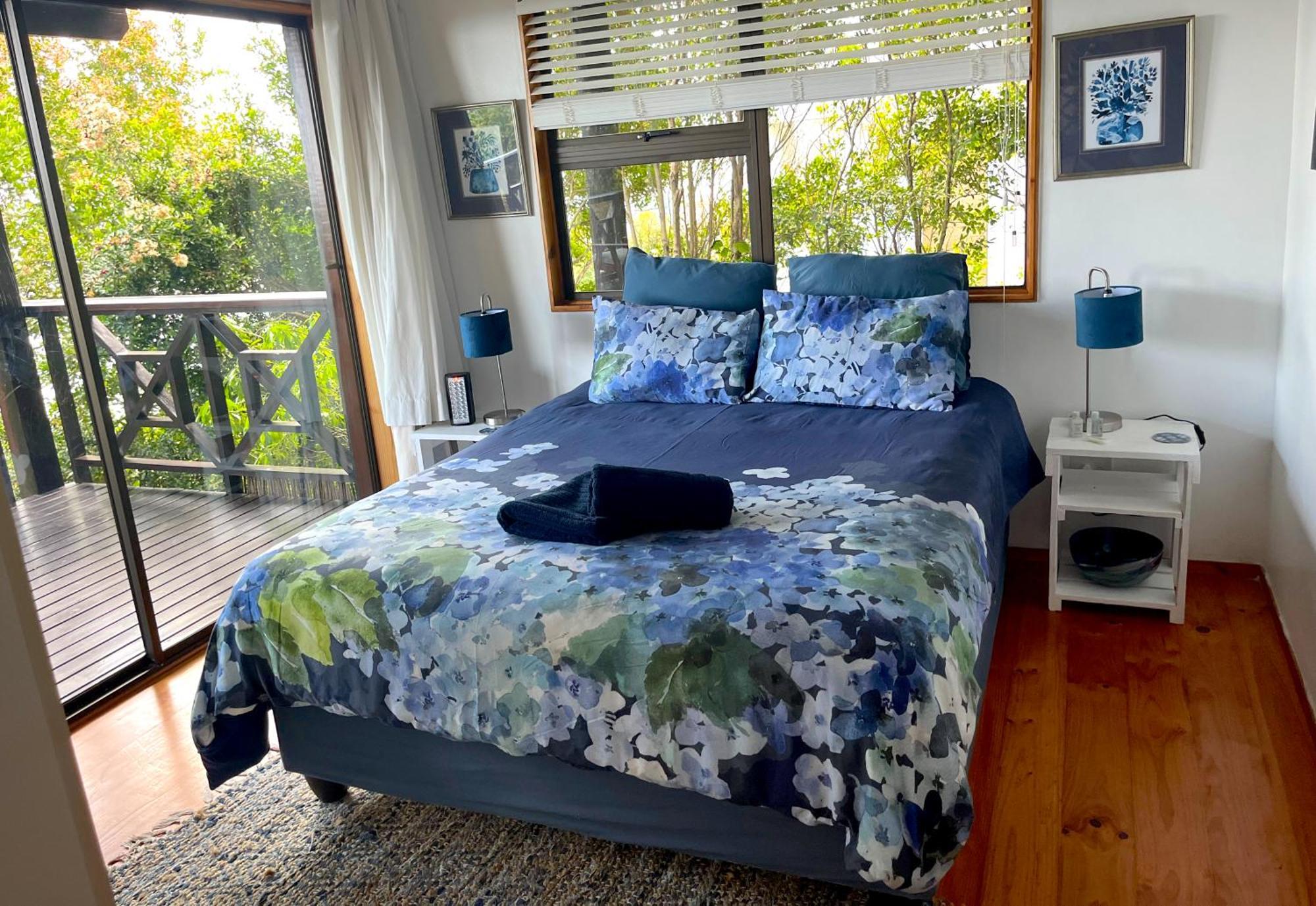 Peaceful Guest Suite With Balcony Views And Garden Setting Brenton-on-Sea Eksteriør billede