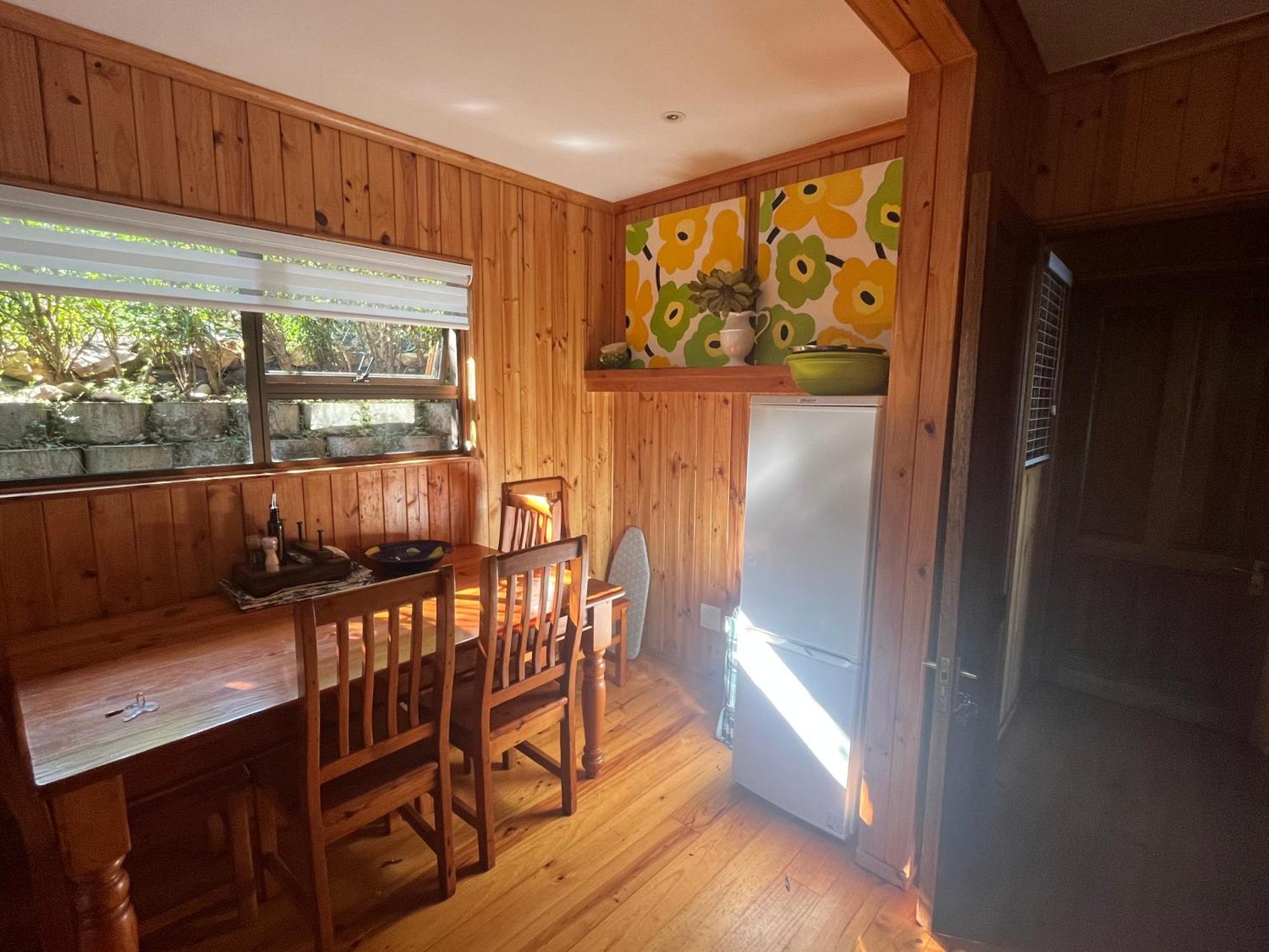 Peaceful Guest Suite With Balcony Views And Garden Setting Brenton-on-Sea Eksteriør billede
