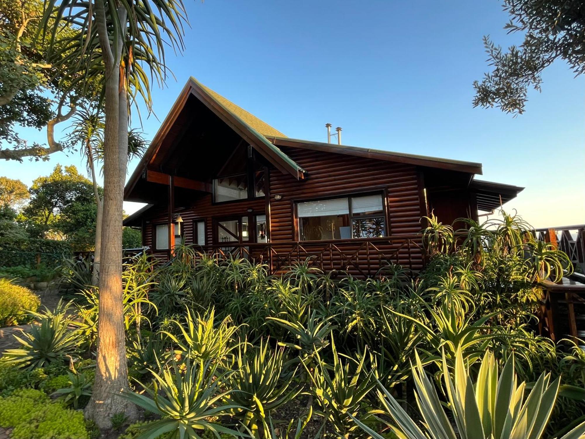 Peaceful Guest Suite With Balcony Views And Garden Setting Brenton-on-Sea Eksteriør billede