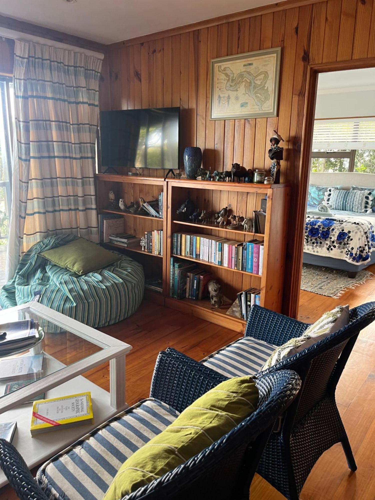 Peaceful Guest Suite With Balcony Views And Garden Setting Brenton-on-Sea Eksteriør billede