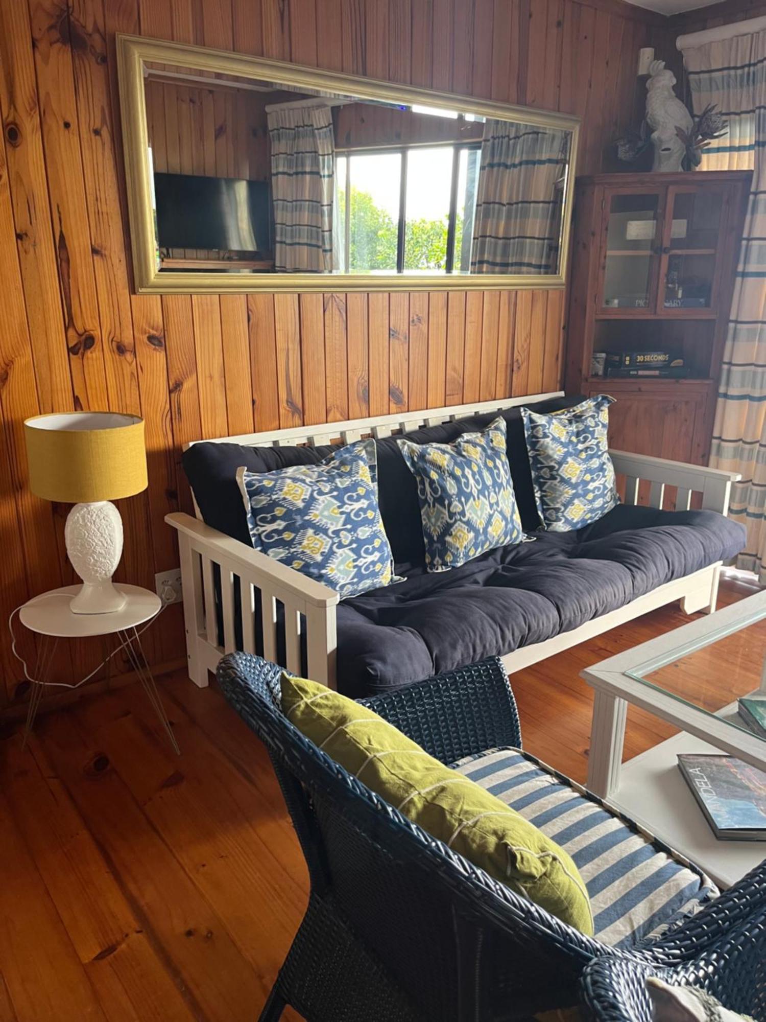 Peaceful Guest Suite With Balcony Views And Garden Setting Brenton-on-Sea Eksteriør billede