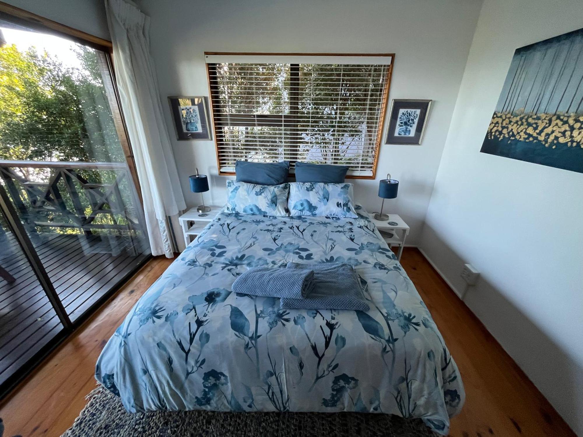 Peaceful Guest Suite With Balcony Views And Garden Setting Brenton-on-Sea Eksteriør billede